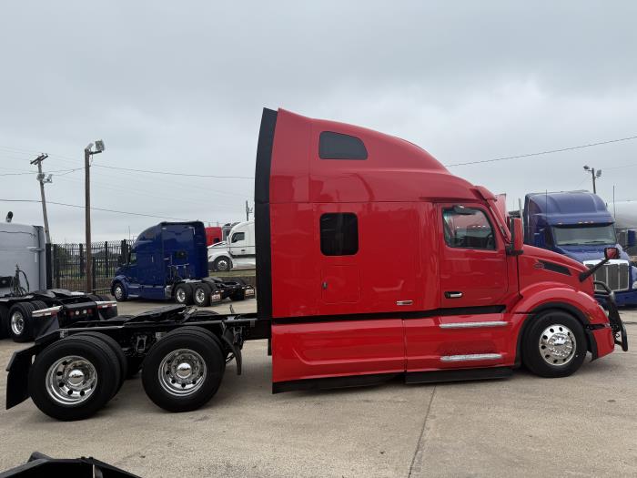 2024 Peterbilt 579-15