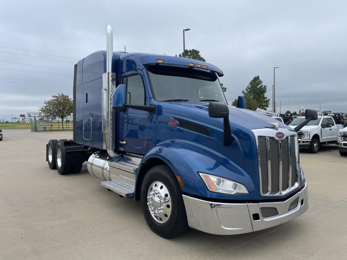 2023 Peterbilt 579-3