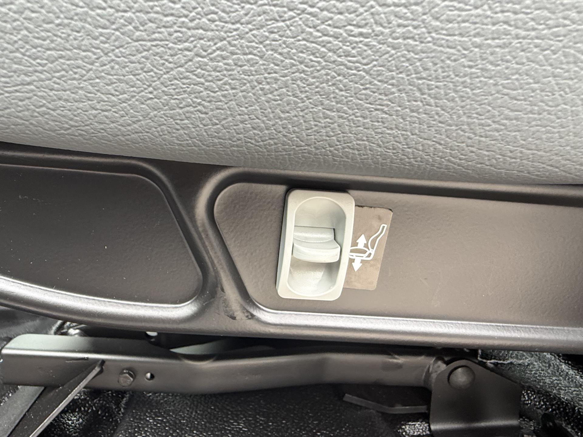 2026 Ford F-750 Regular Cab DRW 4x2 Cab Chassis for sale #1932291 - photo 11