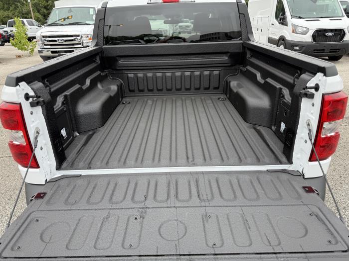 2025 Ford Maverick-9