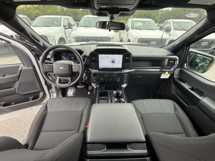 2025 Ford F-150-16