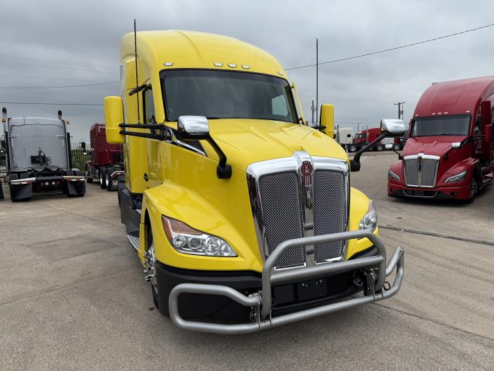 2023 Kenworth T680-25