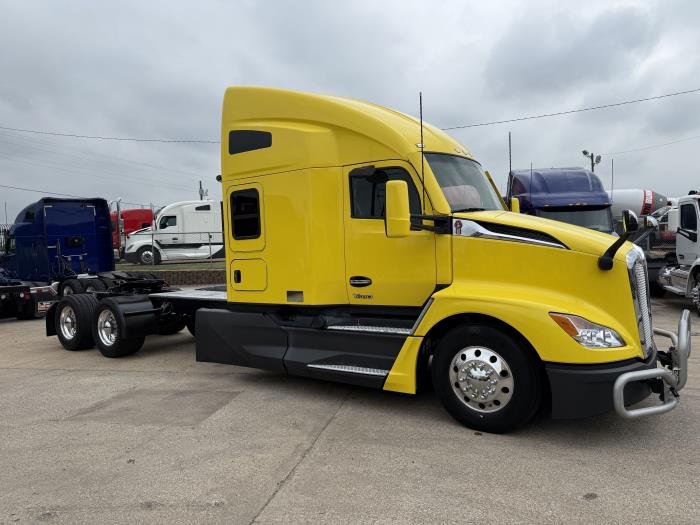 2023 Kenworth T680-28