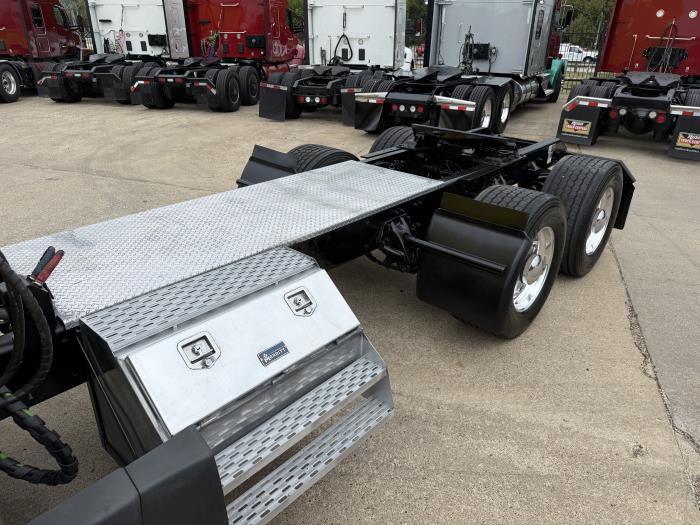 2023 Kenworth T680-3