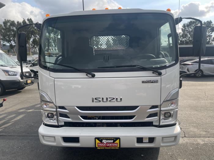 2025 Isuzu NPR-HD-7