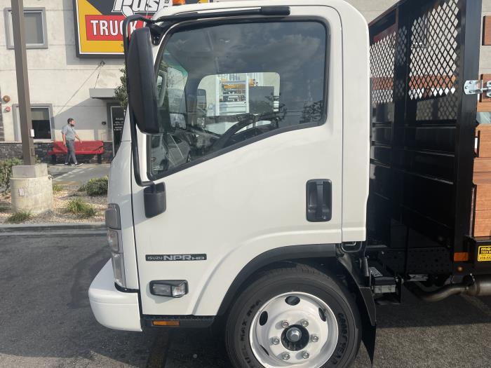 2025 Isuzu NPR-HD-9