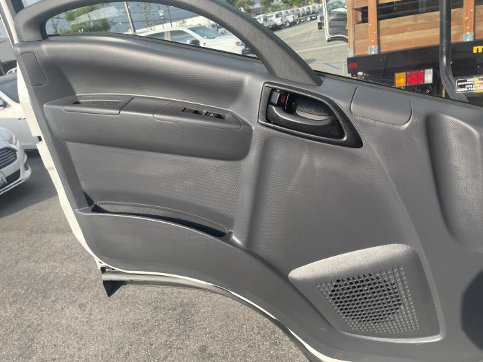 2025 Isuzu NPR-HD-10