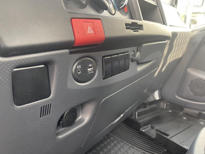 2025 Isuzu NPR-HD-13