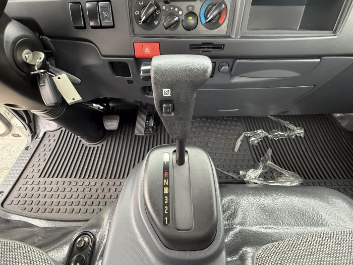 2025 Isuzu NPR-HD-11