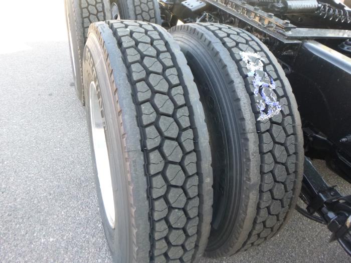 2021 Peterbilt 579-9