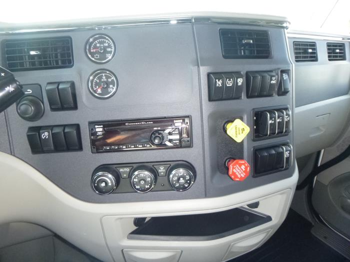 2021 Peterbilt 579-12