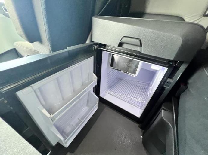 2021 Freightliner Cascadia-14