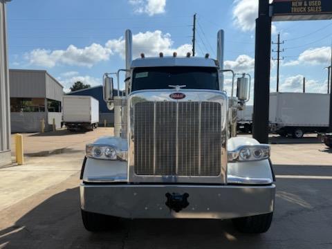 2026 Peterbilt 589-2