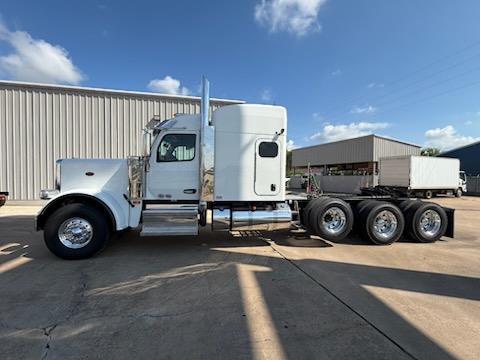 2026 Peterbilt 589-3