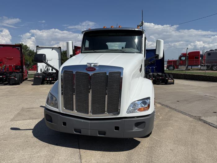 2021 Peterbilt 579-13
