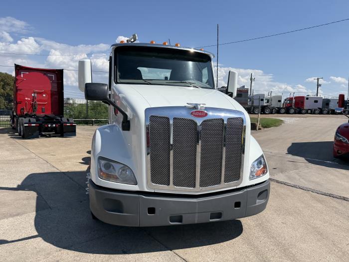2021 Peterbilt 579-15
