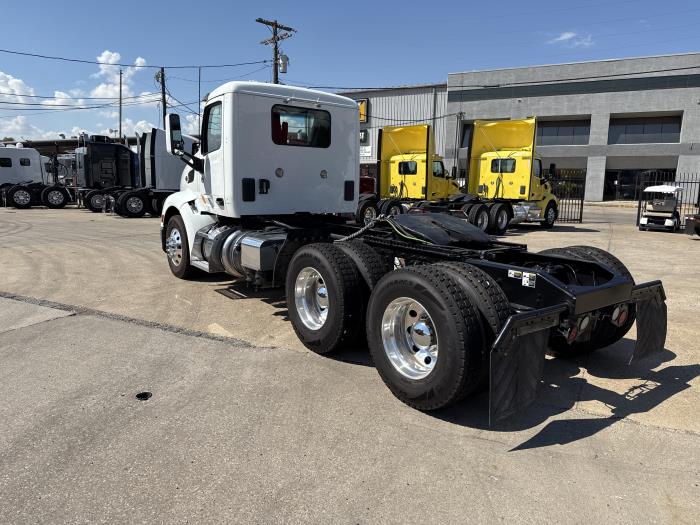 2021 Peterbilt 579-32