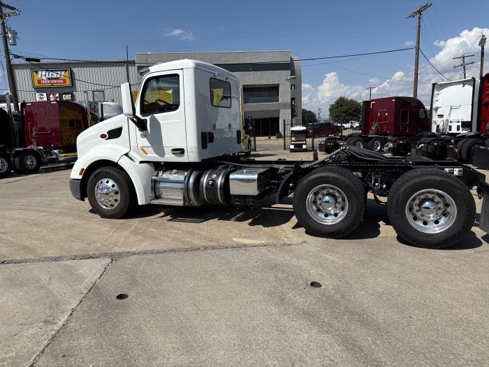2021 Peterbilt 579-34