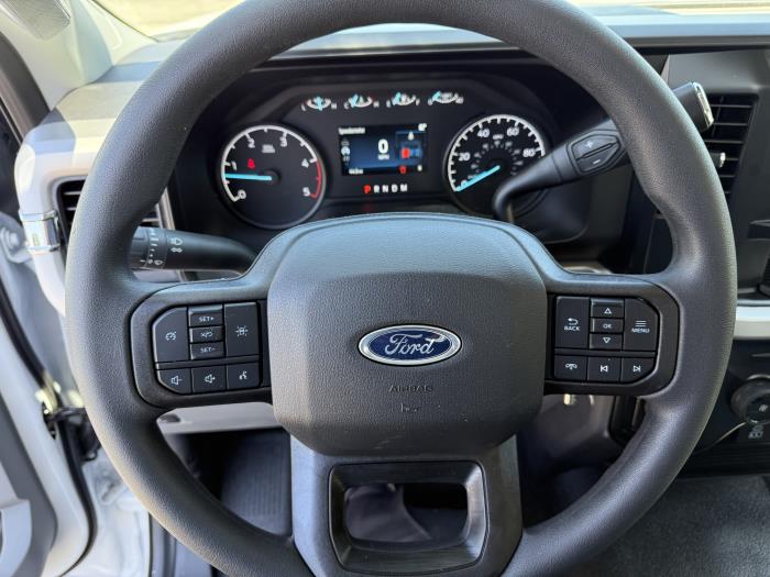 2025 Ford F-550-36