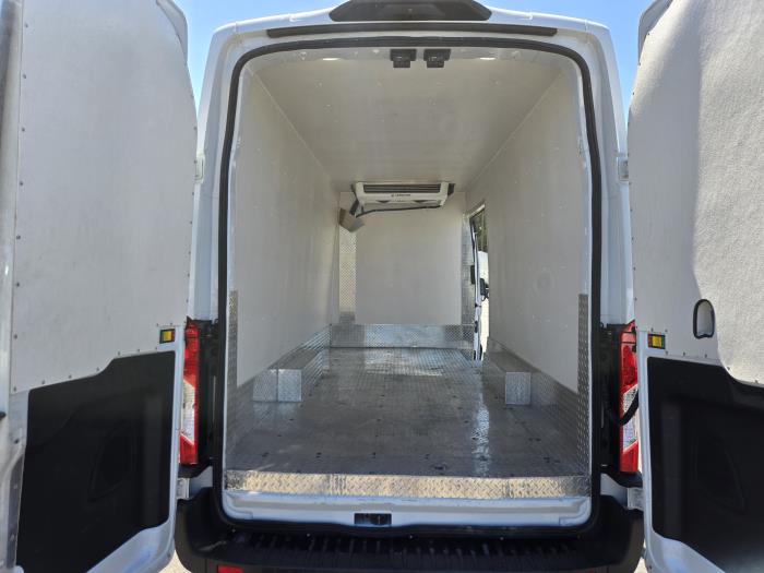 2022 Ford Transit-250-13