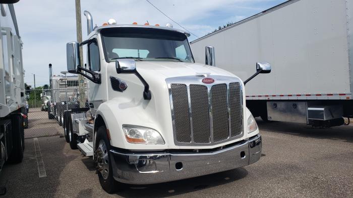 2020 Peterbilt 579-3