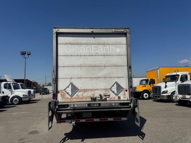 2020 Peterbilt 337-5