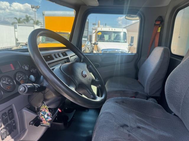 2020 Peterbilt 337-14