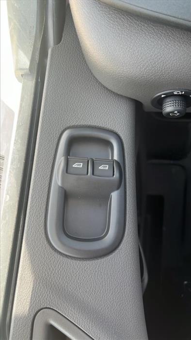 2025 Ford Transit-250-16