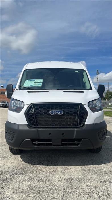 2025 Ford Transit-250-10