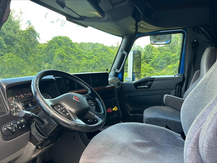 2020 International LT625-10