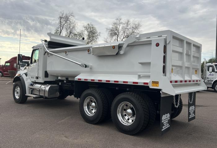 2026 Peterbilt 548-4