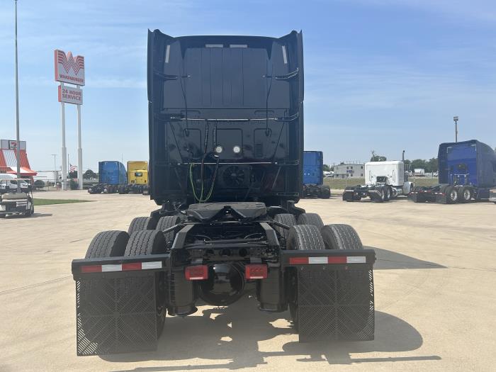 2022 International LT625-5