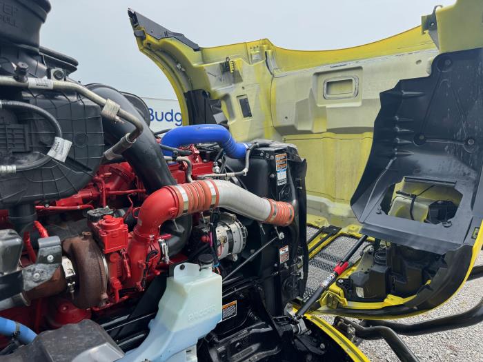 2024 Kenworth T680-11