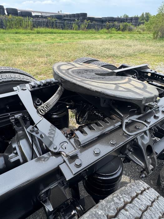 2024 Kenworth T680-16