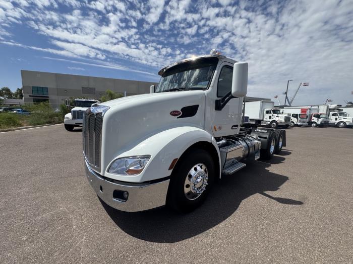 2022 Peterbilt 579-1