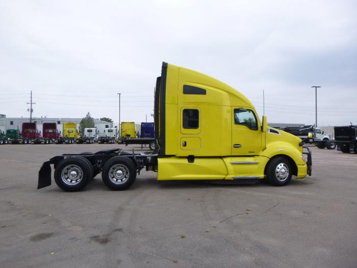 2021 Kenworth T680-8