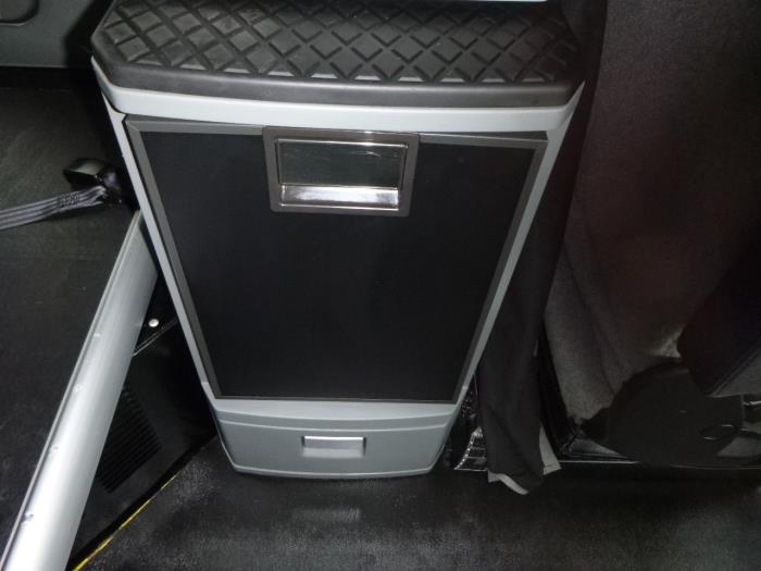 2021 Kenworth T680-24