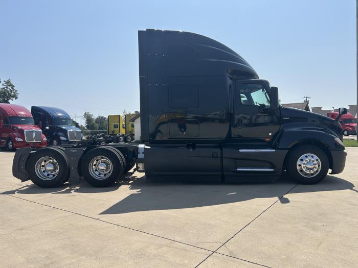 2022 International LT625-3