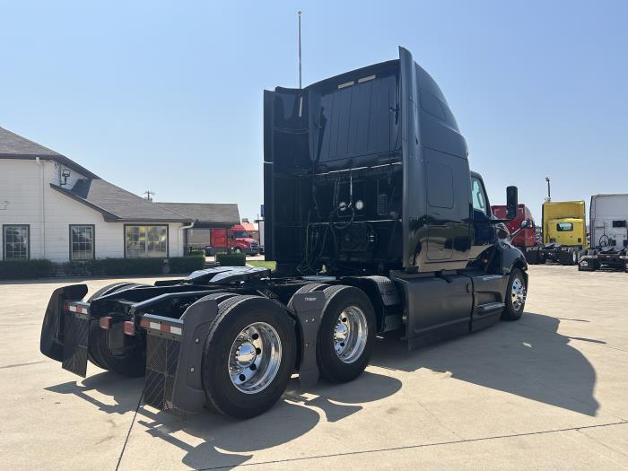 2022 International LT625-4