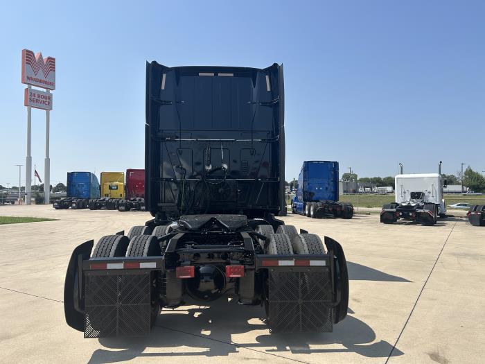 2022 International LT625-5