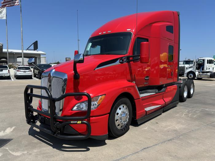 2024 Kenworth T680-1