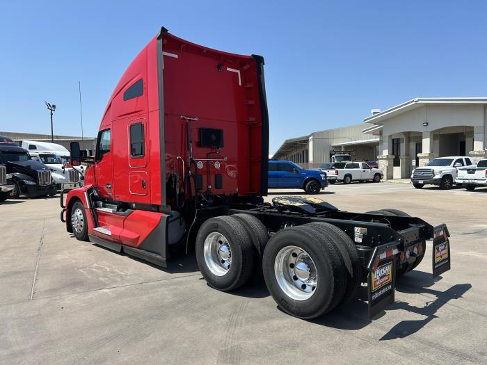 2024 Kenworth T680-3