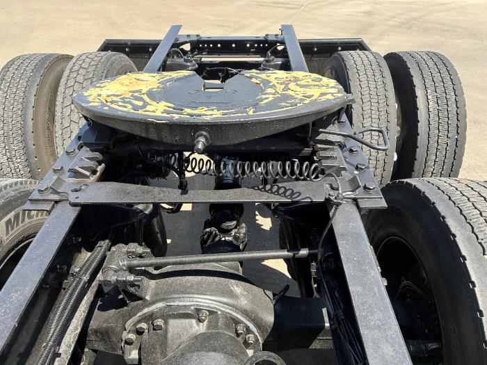 2024 Kenworth T680-14