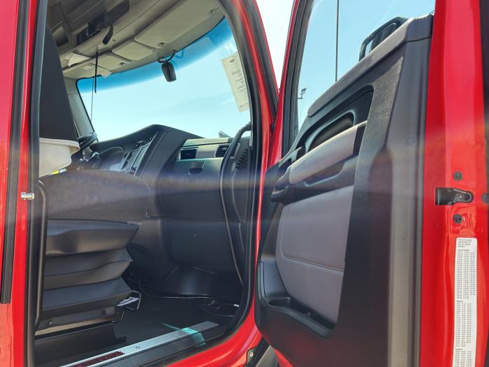 2024 Kenworth T680-22