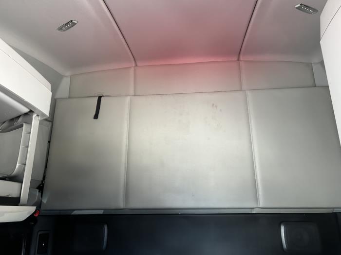 2024 Kenworth T680-29