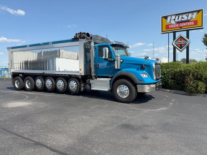2025 International HX620-3