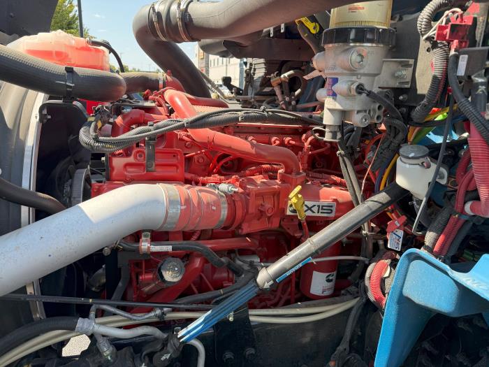 2025 International HX620-13