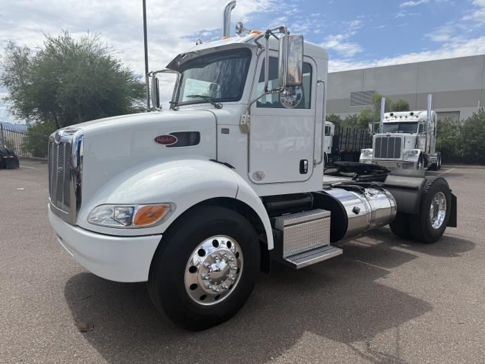 2019 Peterbilt 337-1
