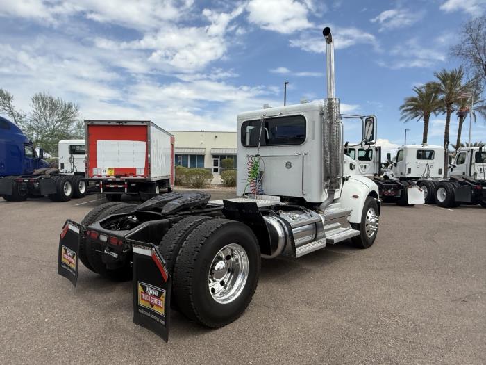2019 Peterbilt 337-6
