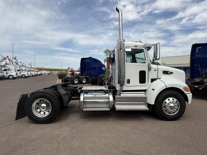 2019 Peterbilt 337-7